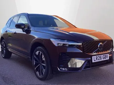 Used Volvo XC60 Plus 247 HP (181 kW) 2026 Red SUV