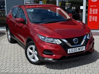 Usado Nissan Qashqai Acenta Premium 160 CV (117 kW) 2020 Rojo SUV