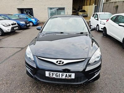 Black Used 2011 Hyundai i30 Premium Hatchback | £2,995 (Fair price)