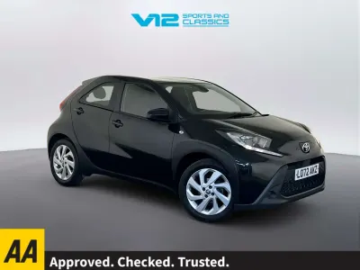 Używany Toyota Aygo X PURE 72 KM (52 kW) 2022 Czarny SUV