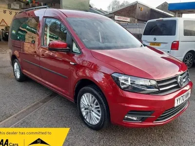 Gebraucht VW Caddy Maxi Life 122 PS (89 kW) 2020 Rot Van / Kleinbus