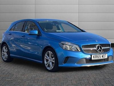 Used Mercedes A180 109 HP (80 kW) 2015 South seas blue Hatchback