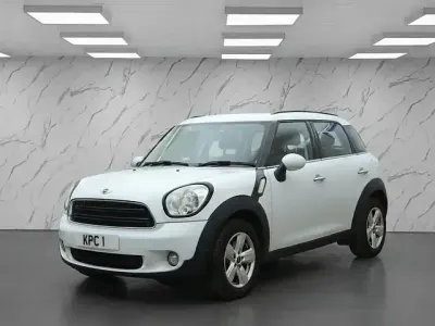 Używany Mini Cooper Countryman 122 KM (89 kW) 2014 Biały SUV
