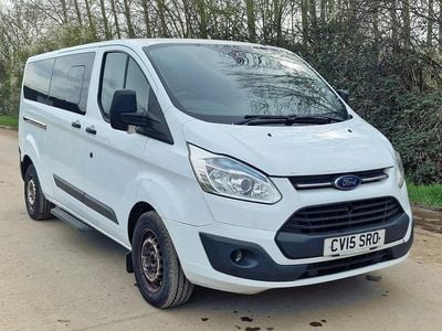 Used Ford Tourneo Zetec 125 HP (91 kW) 2015 White MPV