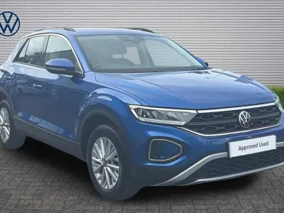 Used VW T-Roc Life 110 HP (80 kW) 2022 Blue SUV