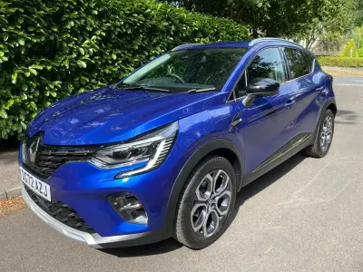Usado Renault Captur Techno 91 CV (66 kW) 2022 Azul SUV