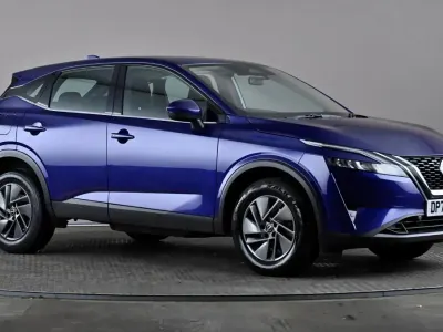 Used Nissan Qashqai Acenta Premium 158 HP (116 kW) 2023 Blue SUV