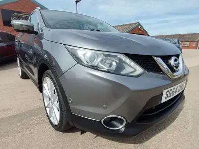 Used Nissan Qashqai Tekna 110 HP (80 kW) 2014 Grey SUV