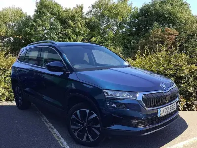 Used Skoda Karoq SE L 110 HP (80 kW) 2022 Petrol blue metallic SUV
