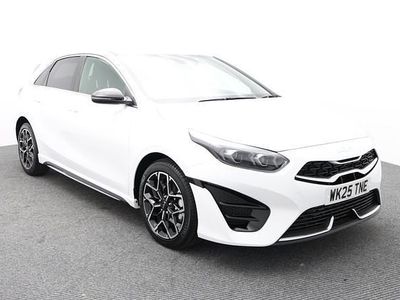 New Kia Ceed GT-Line 138 HP (101 kW) 2025 White Hatchback
