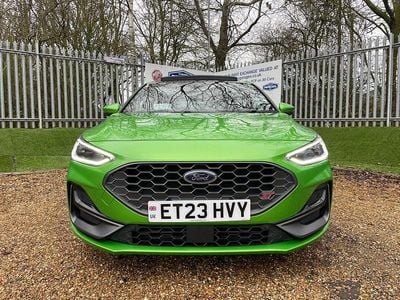 Used Ford Focus ST 280 HP (205 kW) 2023 Green Hatchback