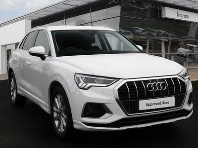 Begagnad Audi Q3 Sport 150 HK (110 kW) 2023 Vit SUV