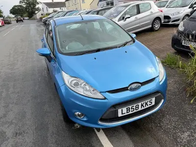 Used Ford Fiesta Zetec 67 HP (49 kW) 2009 Blue Hatchback