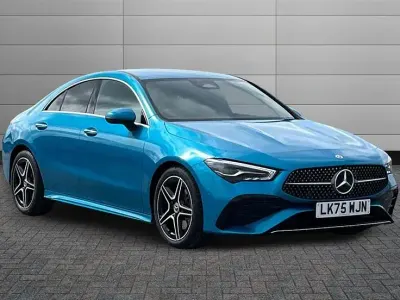 Used Mercedes CLA200 Executive 163 HP (119 kW) 2025 Hyper blue Sedan