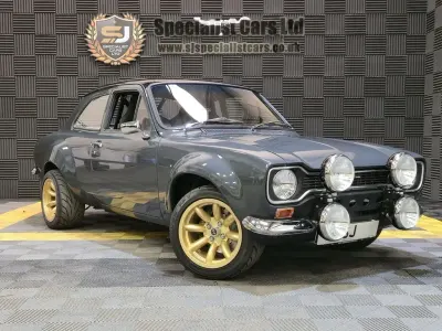 Used Ford Escort 235 HP (172 kW) 1974 Grey Sedan