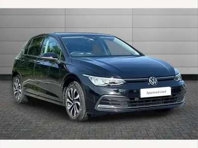 Used VW Golf VIII Active 147 HP (108 kW) 2022 Black Hatchback