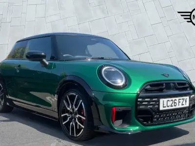 Used Mini John Cooper Works Hatch 228 HP (167 kW) 2026 Green Hatchback