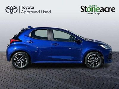 Used Toyota Yaris Hybrid Design 113 HP (83 kW) 2023 Blue Hatchback