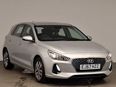 Second-hand Hyundai i30 SE 120 CP (88 kW) 2017 Argintiu Hatchback