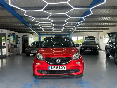 Used Smart ForFour Prime 71 HP (52 kW) 2016 Red Hatchback