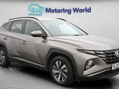 Gebraucht Hyundai Tucson SE 180 PS (132 kW) 2023 Braun SUV