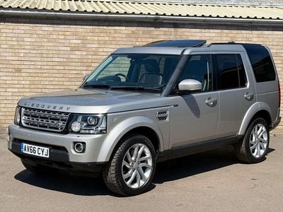 Gold Used 2016 Land Rover Discovery 4 HSE SUV | £17,295 (Fair price)