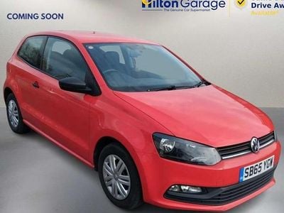Begagnad VW Polo S 2015 Röd Halvkombi