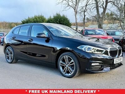 Usado BMW 118 Sport Line 136 HP (100 kW) 2022 Preto Citadino