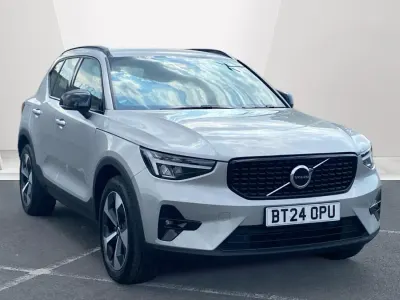 Used Volvo XC40 Plus 163 HP (119 kW) 2024 Silver SUV