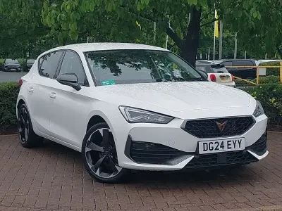 Used Cupra Leon 150 HP (110 kW) 2024 White Hatchback
