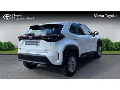 Used Toyota Yaris Cross 113 HP (83 kW) 2024 White SUV