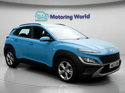 Gebraucht Hyundai Kona SE 120 PS (88 kW) 2022 Blau SUV