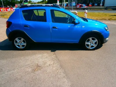 Used Dacia Sandero Ambiance 2014 Blue Hatchback