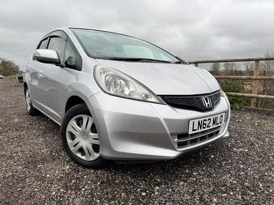 Silver Used 2013 Honda Jazz Hatchback | £6,495 (Good price)