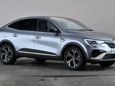 Used Renault Arkana Engineered 143 HP (105 kW) 2023 Grey SUV