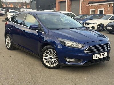 Used Ford Focus Zetec 125 HP (91 kW) 2017 Blue Hatchback