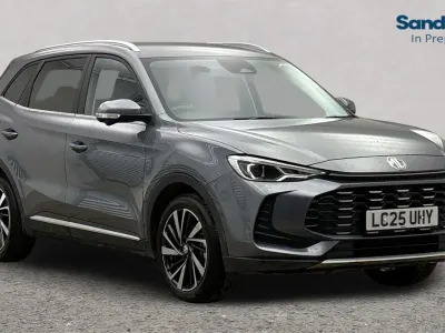 Usado MG ZS Trophy 196 CV (144 kW) 2024 Gris SUV