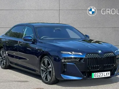 Used BMW i7 M Sport 400 kW (544 HP) 2023 Blue Sedan