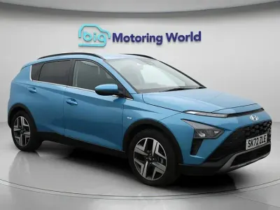 Używany Hyundai Bayon Premium 100 KM (73 kW) 2023 Niebieski SUV