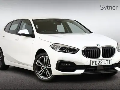 Used BMW 118 Sport Line 134 HP (98 kW) 2022 White Hatchback