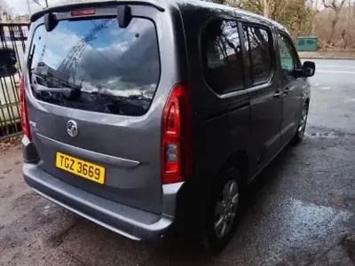 Used Vauxhall Combo S 100 HP (73 kW) 2021 Grey MPV