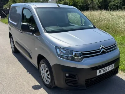 Used Citroën Berlingo 100 HP (73 kW) 2019 Grey MPV