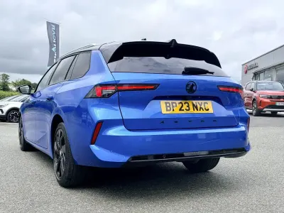 Used Vauxhall Astra S 128 HP (94 kW) 2023 Blue Estate