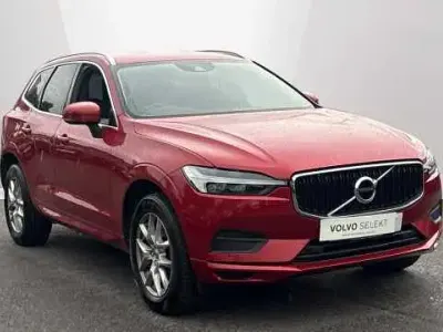 Used Volvo XC60 Momentum 247 HP (181 kW) 2021 Red SUV
