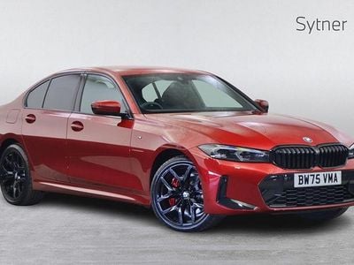 Begagnad BMW 330e M Sport 288 HK (211 kW) 2026 Röd