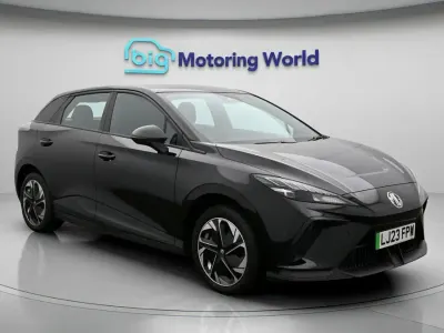 Used MG MG4 EV SE 319 kW (435 HP) 2023 Black Hatchback