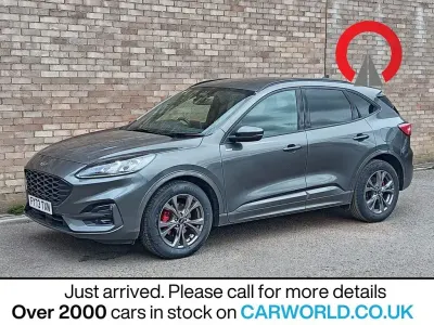 Second-hand Ford Kuga ST-Line 190 CP (139 kW) 2023 Gri SUV