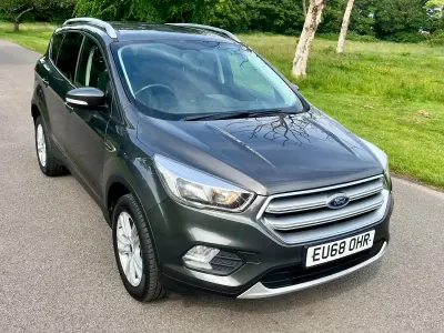 Used Ford Kuga Zetec 120 HP (88 kW) 2019 Grey SUV