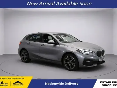 Used BMW 118 Sport Line 2023 Grey Hatchback