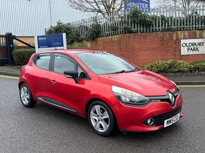Used Renault Clio IV Expression+ 2015 Red Hatchback